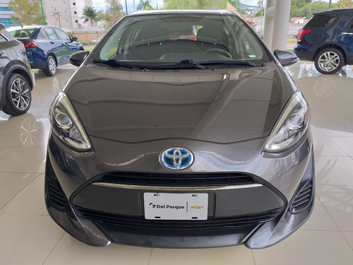 Imagen 3 de 12 de Toyota Prius 2019