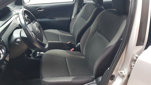 Imagen 10 de 15 de Toyota Etios 2017 1.5 Sedan Xls At