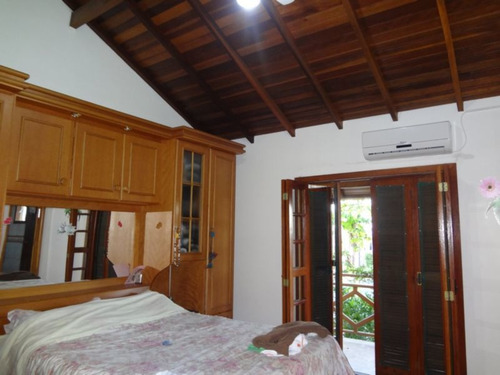 Casa Em Aberta Dos Morros Com 3 Dormitórios - Lu25398