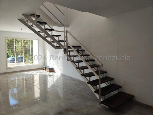 Nz* 24-14325 Te Vende Esta Casa (duplex) En La Rosaleda, Lara
