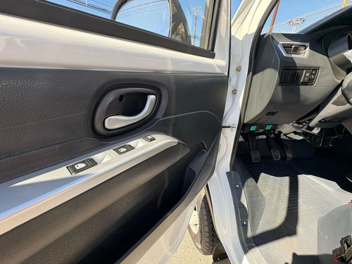 Dongfeng Df212 Dc Sc 4x2 Mt