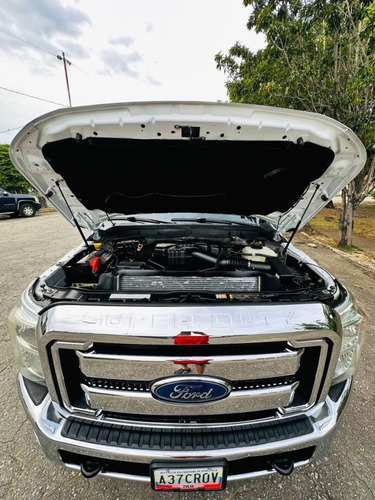 Imagen 17 de 18 de Ford F-250 Super Duty 2015 V8 4x4 Automático
