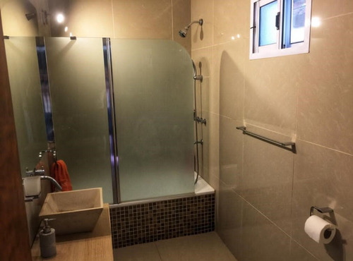 Imagen 13 de 19 de Venta Casa En Pilar Con Pileta, Jardin Y Parrilla