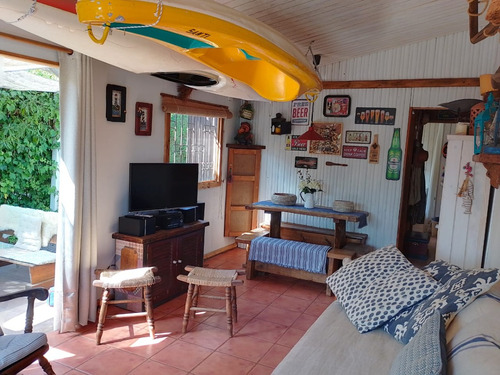 Acogedora Casa A Pocas Cuadras Playa El Canelo, Algarrobo