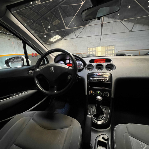 Imagen 16 de 21 de Peugeot 308 2017 1.6 Active