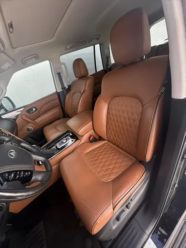 Infiniti QX80 5.6 4WD 8 pasajeros At