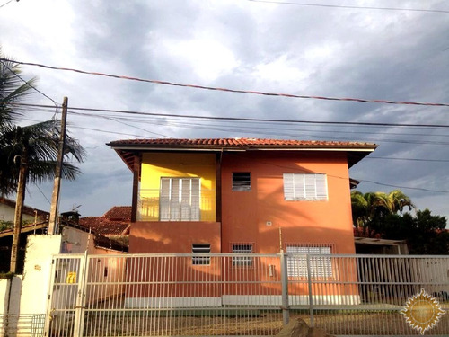 Imagem 5 de 12 de Prédio Com 06 Apartamentos Com 02 Dorms, Amplos , Sendo 01 Suíte !!! - 34124