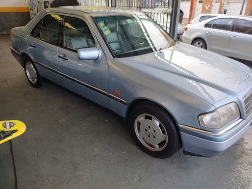 Mercedes-Benz Clase C 2.2 C220 Elegance