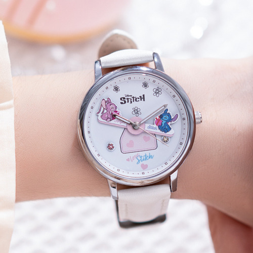 Novo Relógio Sanrio Stitch Seesaw - Belo Relógio De Quartzo