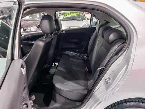 Imagem 7 de 16 de Volkswagen Gol 1.0 Mi City 8v