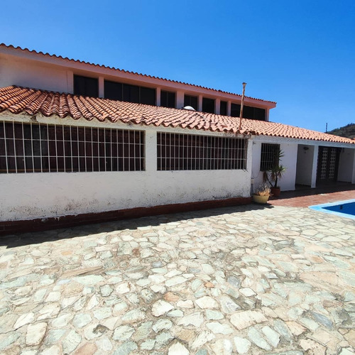 Home24 Islas Vende Posada En Los Robles 