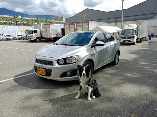 Chevrolet Sonic 1.6 Lt 4 p