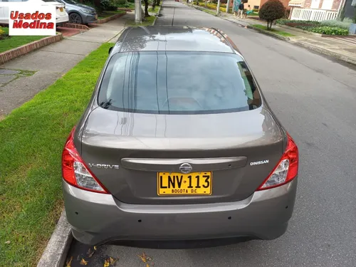 Nissan Versa 1.6 Drive