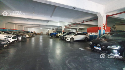 Enorme Ph De 26x42m Con Capacidad Para Múltiples Autos.