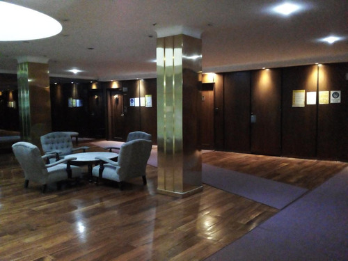 Imagen 4 de 15 de Departamento En Venta De Dos Dormitorios Y Dependencia A Nuevo En Belgrano