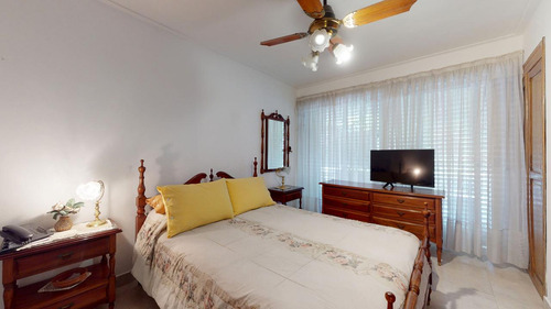 Casa En Venta En Gonnet