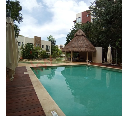 Departamento En Venta En Segundo Piso En Playa Del Carmen Con Excelentes Amenidades