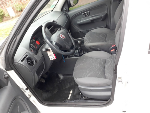 Imagen 4 de 13 de Fiat Palio 2016 13 Mil Km