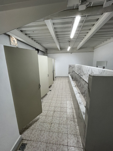 Edificio Comercial Operando En Venta En Centro De Apodaca