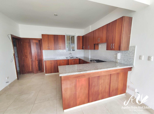 Apartamento En Cerros De Gurabo - Ar0017a
