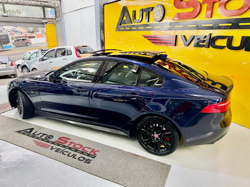 Jaguar XE 2.0 16V SI4 TURBO GASOLINA R-SPORT 4P AUTOMÁTICO