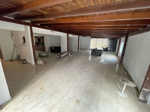 Imagen 5 de 21 de Vendo Pb 318m2 3h+s/2.5b+s/3p Colinas De Valle Arriba 0069
