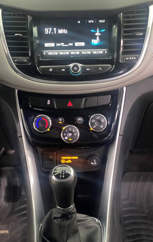 Imagen 12 de 15 de Chevrolet Tracker 1.8 Ltz 4x2 Premier L17 2019-imolaautos