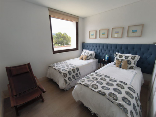 Departamento En Venta De 4 Dorm. En Zapallar