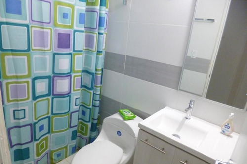 Imagen 6 de 14 de Venta De Apartamento En Ph Torres De Versalles 20-8840