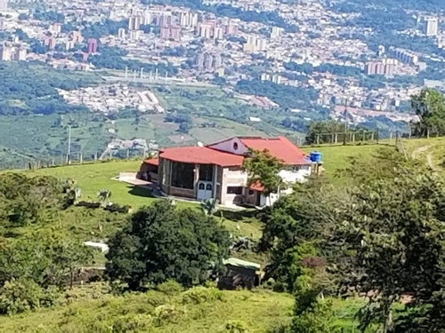 Imagen 11 de 12 de Casa De Campo En Venta En Floryana