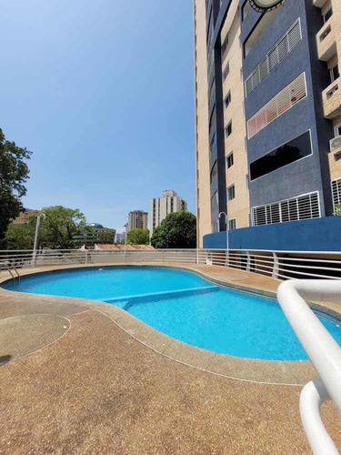 Mml 90 Venta De Apto En Valles De Camoruco Piso Alto 45.000$