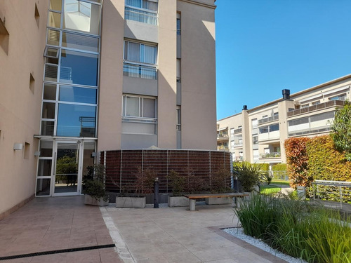 Imagen 3 de 19 de Departamento - Jardines De San Isidro