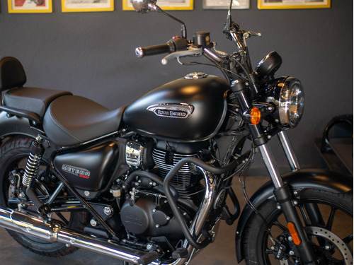 Imagen 25 de 25 de Royal Enfield Meteor 350 Stellar Black Reserva Hoy