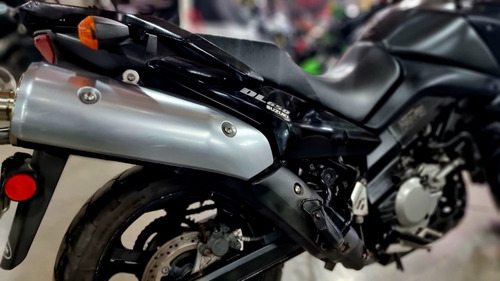 Suzuki V-strom 650 (2008) 40.000 Millas