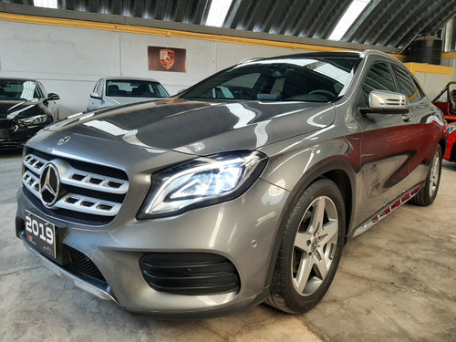 Mercedes-Benz Clase GLA 2.0 250 Cgi Sport Con Techo Panoramico At
