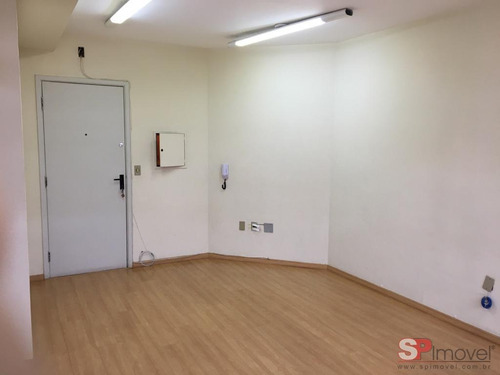 Sala Comercial Com Excelente Localização.