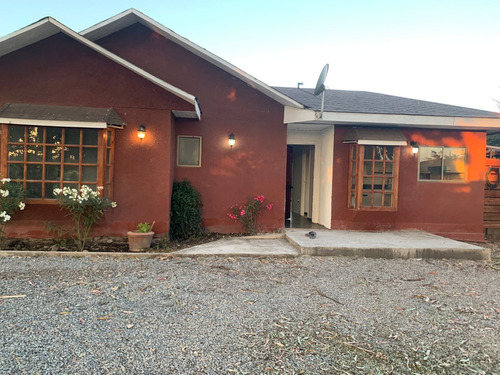 Arriendo Casa En El Oliveto, Condominio Seguro