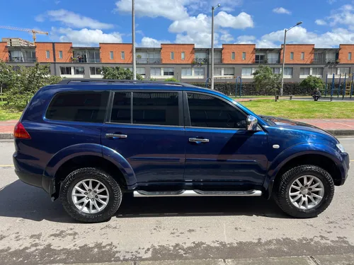 Mitsubishi Nativa 3.2l