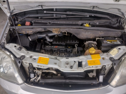 Imagem 10 de 11 de Chevrolet Meriva 2007 1.8 Maxx Flex Power 5p