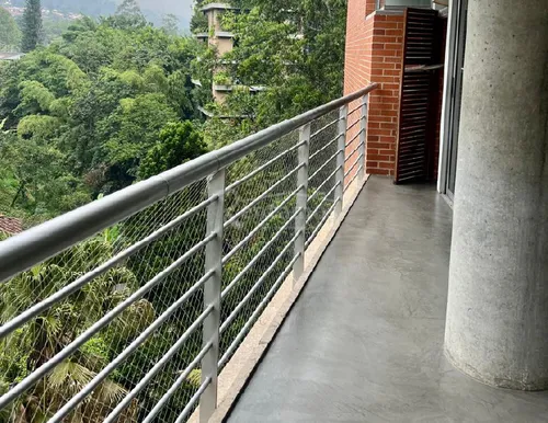 Apartamento En Arriendo En San Lucas. Cod A776138