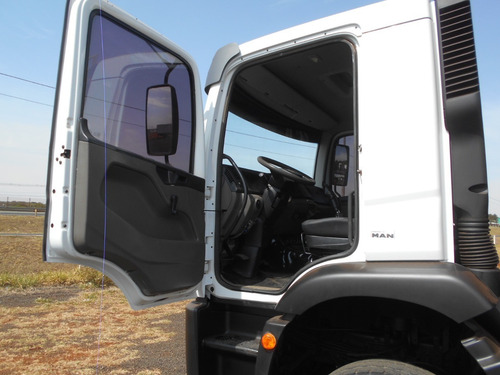 Imagem 17 de 25 de Volkswagen 26280 Comboio 2014