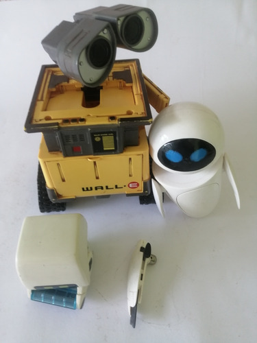 Thinkway Disney/pixar Wall-e Robots M-o Eve Clean N Go Toy (Usado)