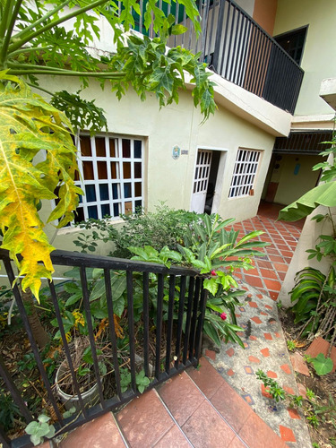 Se Vende Casa Urb. Francisco De Miranda Ve08-167fm-rcas