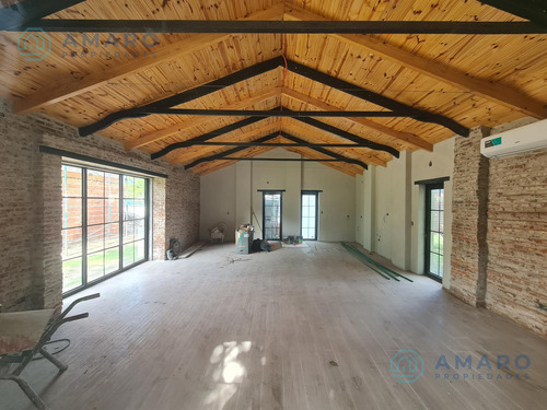 Venta · Local Comercial · Paseo La Tradición · Espacios Multiuso · Funes