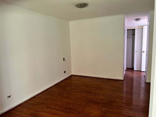 Rebajada Casa En Venta De 4 Dorm. 2 Bañ Y 3 Estac Peñalolén