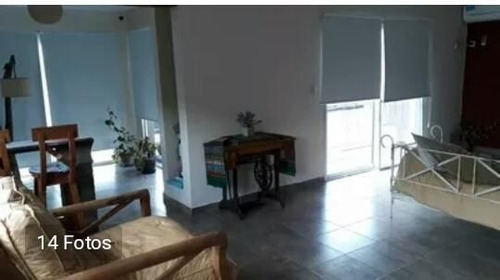 Casa En Venta Con Pileta En Cabalango