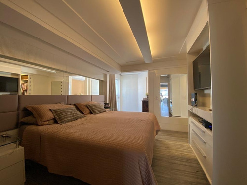 Imagem 25 de 27 de Cobertura Duplex 4 Suítes 210m2 Finamente Decorada Por Arquiteto Com Vista Espetacular Para O Mar - 2001 - 70289209
