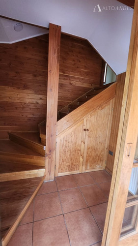 Casa En Arriendo De 4 Dorm. En Coihaique