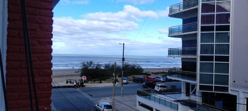 Departamento Con Vista Al Mar Para 4 Personas En Excelente Ubicación De San Bernardo, A Tan Sólo 20 Metros Del Mar Y Con Vista Al Mar Desde Todos Sus Ambientes.