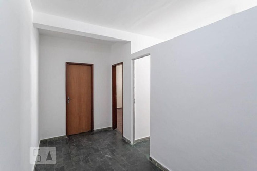 Imagem 8 de 15 de Casa Para Aluguel - Cachoeirinha, 2 Quartos, 120 - 893465658